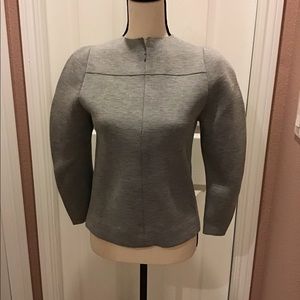 NWOT. Balenciaga Long Balloon Sleeves Top❤️💜